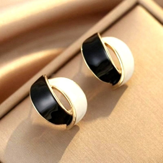 Ashlyn Ellie Artiste Petal Earrings Soft White and Deep Black on Gold Gift Boxed